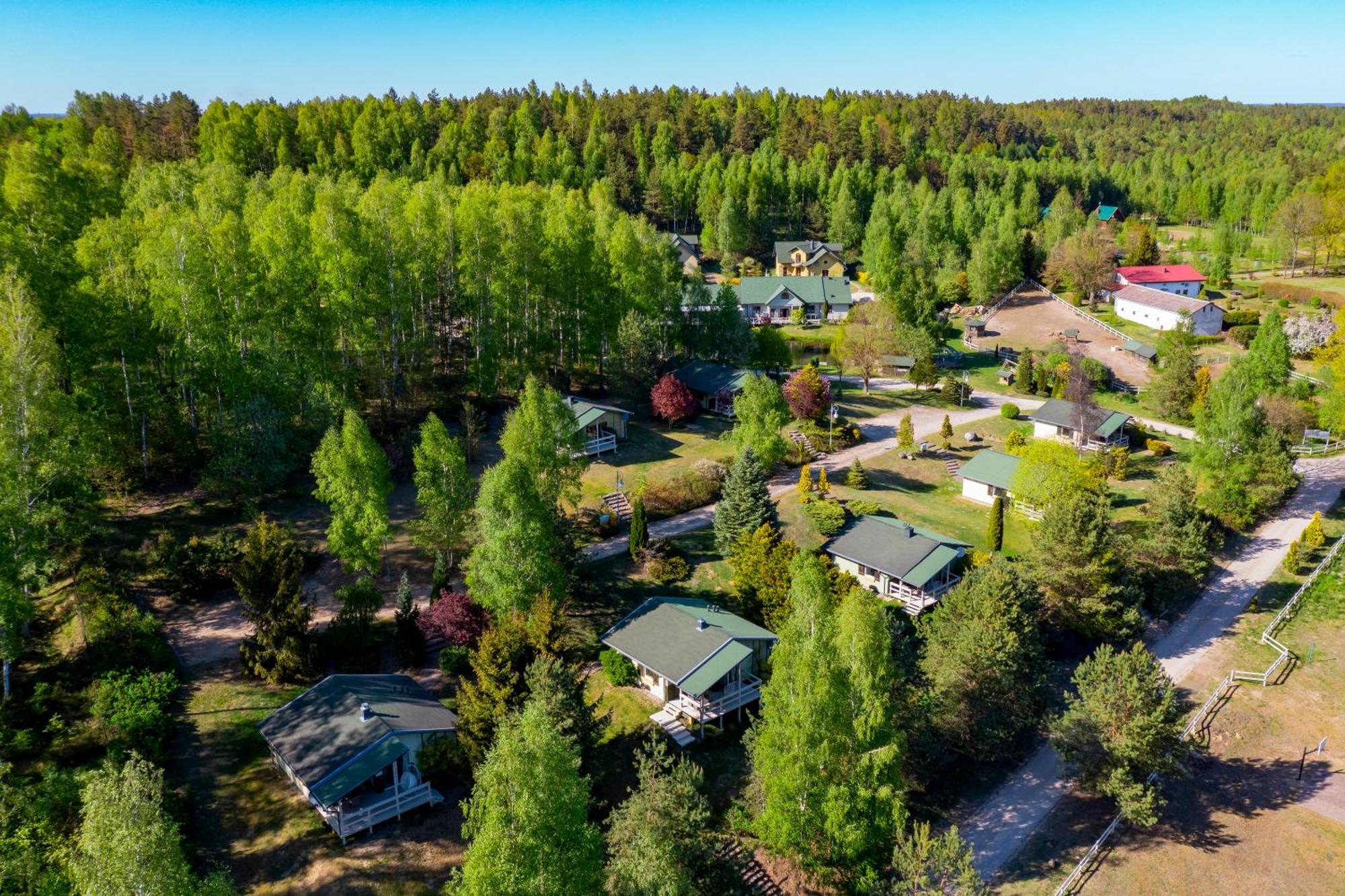 Zielone Wzgorza Villa Bytów Buitenkant foto